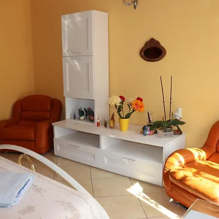 Appartamento Casa Andreea Vicino Al Centro Di Iun R5904 *